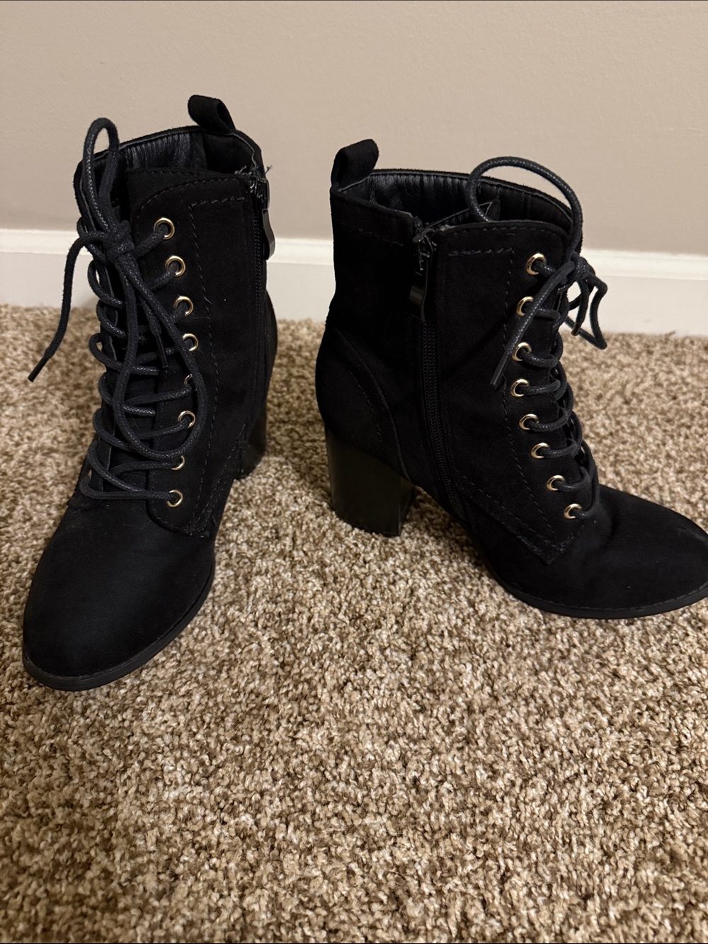 Chic Black Lace-Up Block Heel Ankle Boots